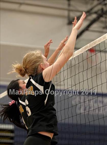 Thumbnail 1 in Pioneer @ Vista del Lago (CIF SJS Playoffs) photogallery.