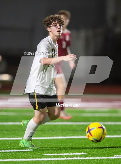 Thumbnail 1 in Haynes Academy vs E.D. White (bi-district playoff) photogallery.