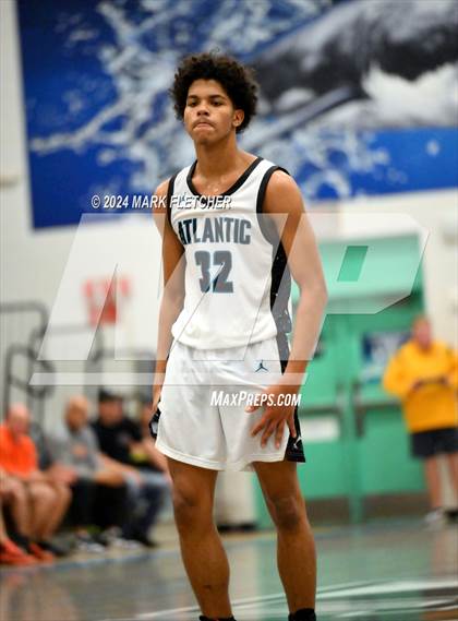 Thumbnail 2 in Atlantic vs David Crockett (Daytona Beach Sunshine Classic) photogallery.