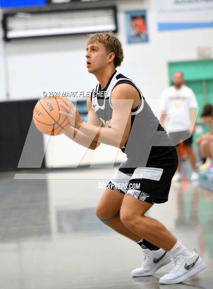 Thumbnail 2 in Atlantic vs David Crockett (Daytona Beach Sunshine Classic) photogallery.
