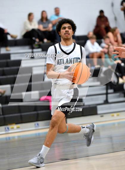 Thumbnail 3 in Atlantic vs David Crockett (Daytona Beach Sunshine Classic) photogallery.