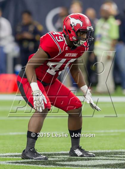 Thumbnail 3 in Westlake vs. North Shore (UIL 6A Division 1 Final) photogallery.