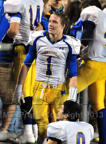 Thumbnail 3 in Corona del Mar vs. Nordhoff (CIF SoCal Regional D3 Final) photogallery.