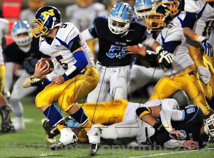 Thumbnail 1 in Corona del Mar vs. Nordhoff (CIF SoCal Regional D3 Final) photogallery.