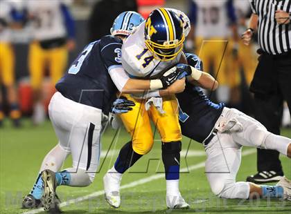 Thumbnail 3 in Corona del Mar vs. Nordhoff (CIF SoCal Regional D3 Final) photogallery.