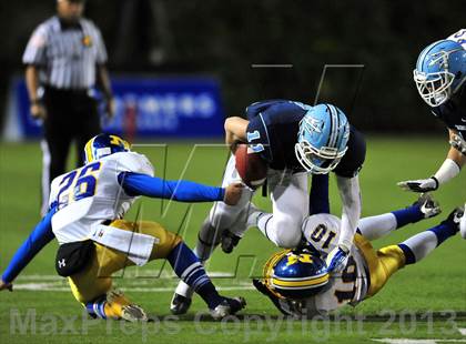 Thumbnail 3 in Corona del Mar vs. Nordhoff (CIF SoCal Regional D3 Final) photogallery.