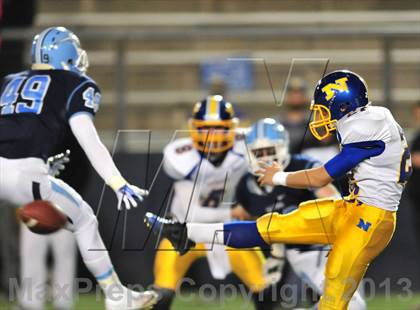 Thumbnail 2 in Corona del Mar vs. Nordhoff (CIF SoCal Regional D3 Final) photogallery.