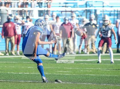 Thumbnail 3 in Georgetown vs. Dripping Springs (UIL 5A Bi-District Playoff) photogallery.
