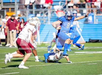 Thumbnail 3 in Georgetown vs. Dripping Springs (UIL 5A Bi-District Playoff) photogallery.