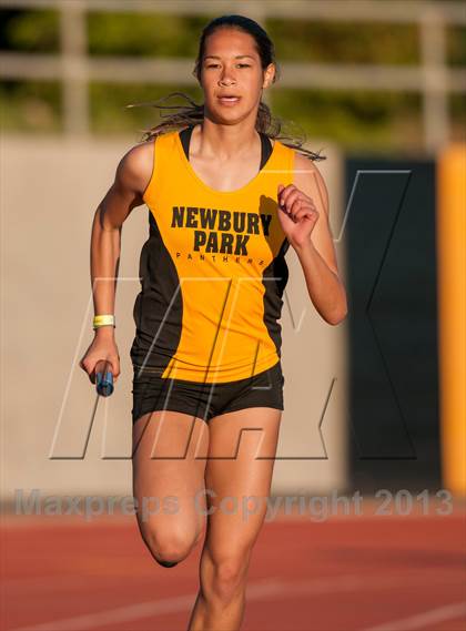 Thumbnail 1 in 2013 Ventura Invitational Girls 4X400 Relay photogallery.