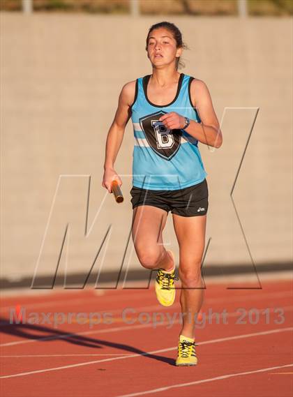 Thumbnail 2 in 2013 Ventura Invitational Girls 4X400 Relay photogallery.