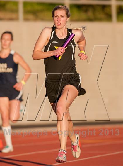 Thumbnail 3 in 2013 Ventura Invitational Girls 4X400 Relay photogallery.