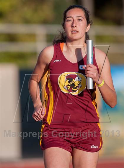Thumbnail 1 in 2013 Ventura Invitational Girls 4X400 Relay photogallery.