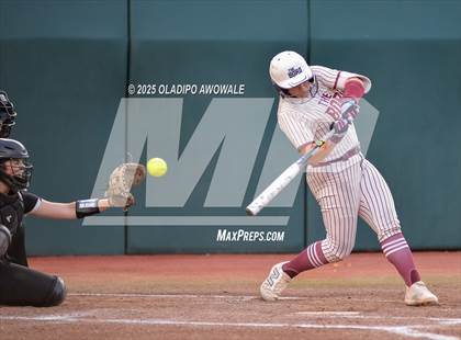Thumbnail 2 in Grandview vs. Whitesboro (UIL Softball 3A Div 1 Final) photogallery.
