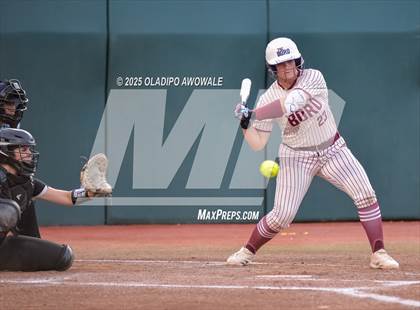 Thumbnail 1 in Grandview vs. Whitesboro (UIL Softball 3A Div 1 Final) photogallery.