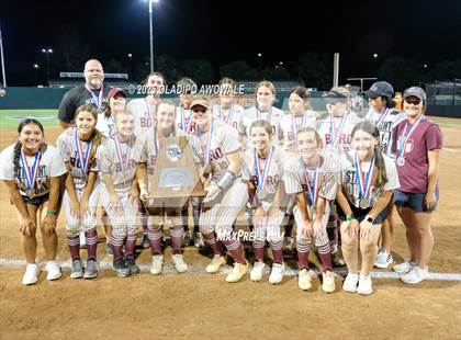 Thumbnail 2 in Grandview vs. Whitesboro (UIL Softball 3A Div 1 Final) photogallery.