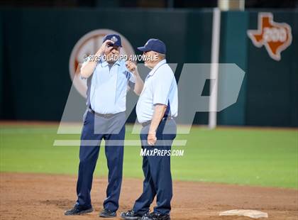 Thumbnail 1 in Grandview vs. Whitesboro (UIL Softball 3A Div 1 Final) photogallery.