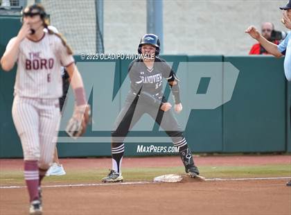 Thumbnail 2 in Grandview vs. Whitesboro (UIL Softball 3A Div 1 Final) photogallery.