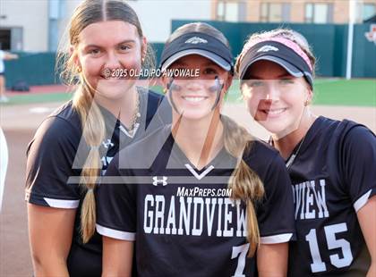 Thumbnail 1 in Grandview vs. Whitesboro (UIL Softball 3A Div 1 Final) photogallery.