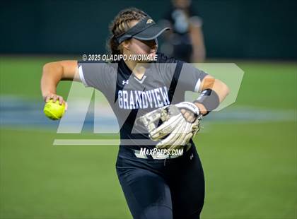 Thumbnail 2 in Grandview vs. Whitesboro (UIL Softball 3A Div 1 Final) photogallery.