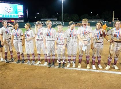 Thumbnail 1 in Grandview vs. Whitesboro (UIL Softball 3A Div 1 Final) photogallery.