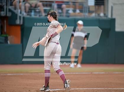 Thumbnail 2 in Grandview vs. Whitesboro (UIL Softball 3A Div 1 Final) photogallery.