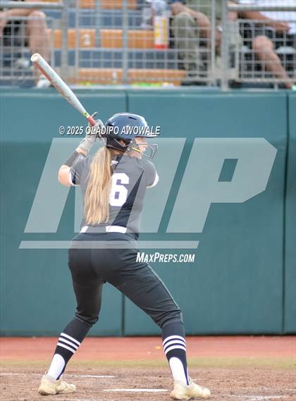 Thumbnail 3 in Grandview vs. Whitesboro (UIL Softball 3A Div 1 Final) photogallery.