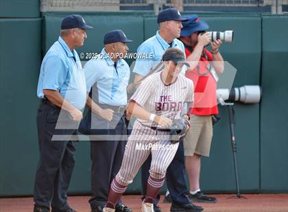 Thumbnail 3 in Grandview vs. Whitesboro (UIL Softball 3A Div 1 Final) photogallery.