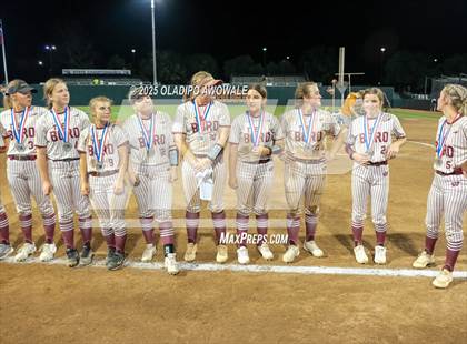 Thumbnail 2 in Grandview vs. Whitesboro (UIL Softball 3A Div 1 Final) photogallery.
