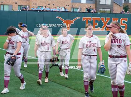 Thumbnail 2 in Grandview vs. Whitesboro (UIL Softball 3A Div 1 Final) photogallery.