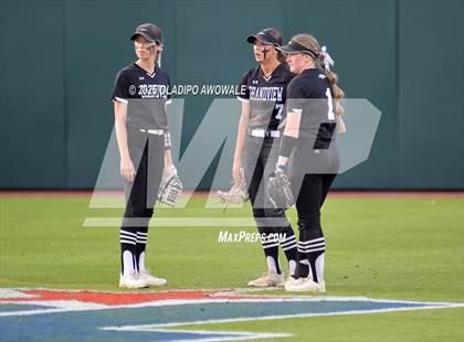 Thumbnail 1 in Grandview vs. Whitesboro (UIL Softball 3A Div 1 Final) photogallery.