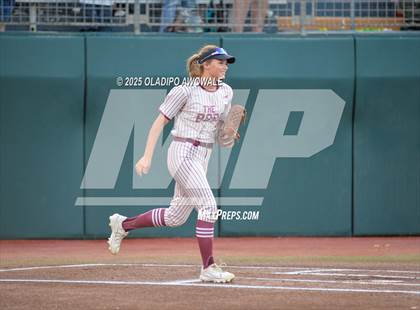 Thumbnail 3 in Grandview vs. Whitesboro (UIL Softball 3A Div 1 Final) photogallery.