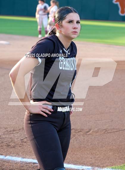 Thumbnail 1 in Grandview vs. Whitesboro (UIL Softball 3A Div 1 Final) photogallery.