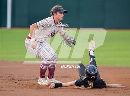 Thumbnail 3 in Grandview vs. Whitesboro (UIL Softball 3A Div 1 Final) photogallery.