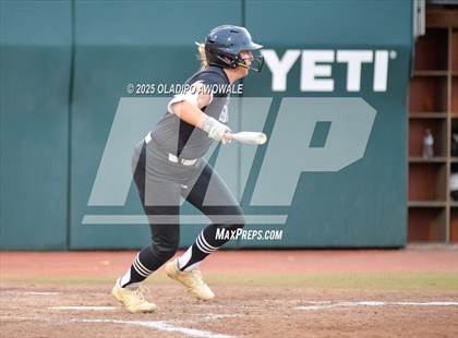 Thumbnail 1 in Grandview vs. Whitesboro (UIL Softball 3A Div 1 Final) photogallery.