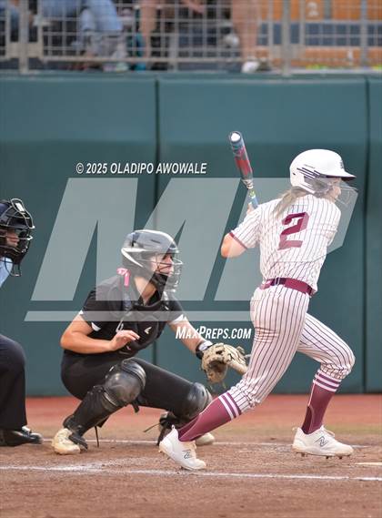 Thumbnail 1 in Grandview vs. Whitesboro (UIL Softball 3A Div 1 Final) photogallery.