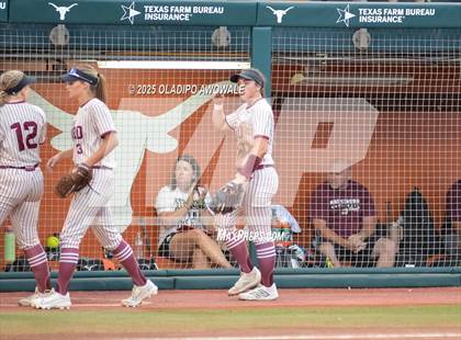 Thumbnail 3 in Grandview vs. Whitesboro (UIL Softball 3A Div 1 Final) photogallery.