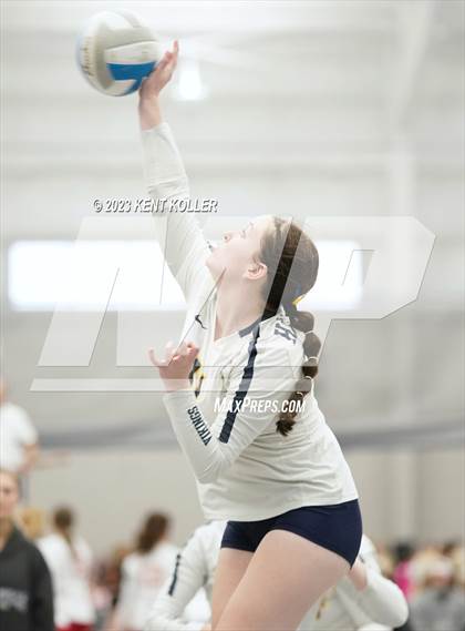 Thumbnail 2 in Grand Blanc vs. Haslett (Beast of the East) photogallery.