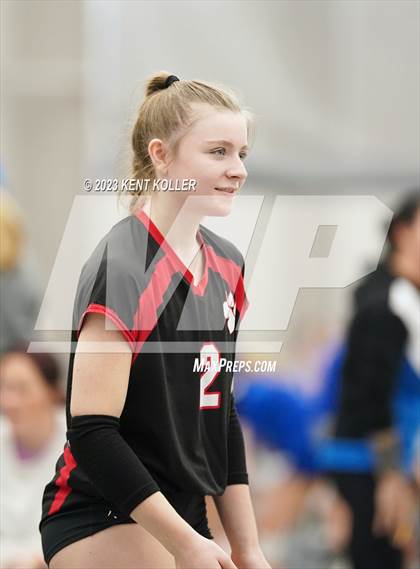 Thumbnail 2 in Grand Blanc vs. Haslett (Beast of the East) photogallery.