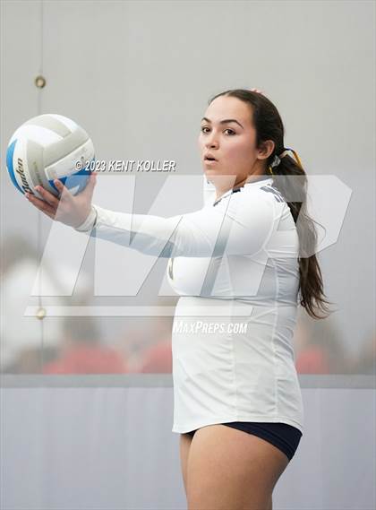 Thumbnail 2 in Grand Blanc vs. Haslett (Beast of the East) photogallery.