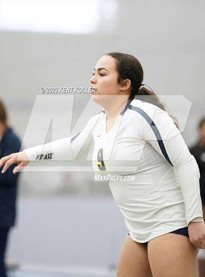Thumbnail 2 in Grand Blanc vs. Haslett (Beast of the East) photogallery.