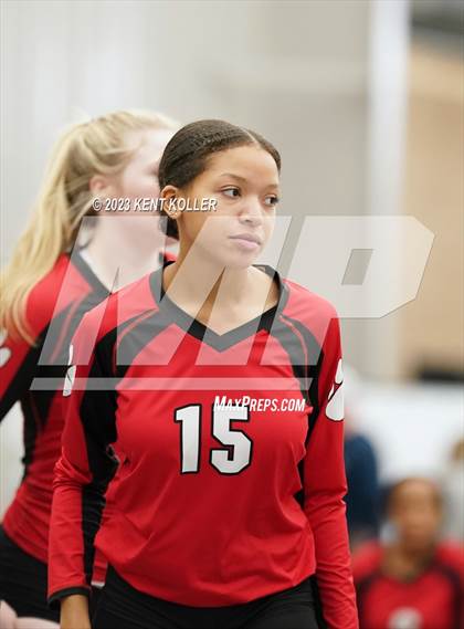 Thumbnail 1 in Grand Blanc vs. Haslett (Beast of the East) photogallery.