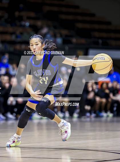 Thumbnail 3 in Clovis vs. Clovis West (CIF CS D1 Championship) photogallery.