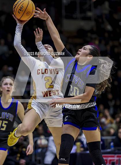 Thumbnail 1 in Clovis vs. Clovis West (CIF CS D1 Championship) photogallery.