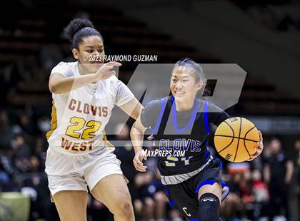 Thumbnail 3 in Clovis vs. Clovis West (CIF CS D1 Championship) photogallery.