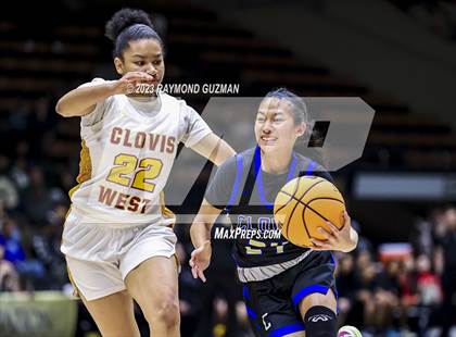 Thumbnail 1 in Clovis vs. Clovis West (CIF CS D1 Championship) photogallery.