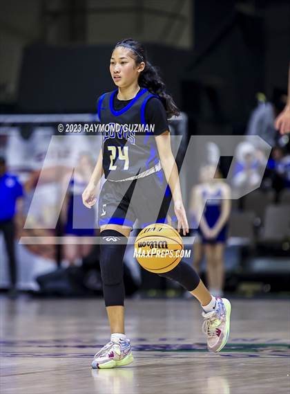 Thumbnail 1 in Clovis vs. Clovis West (CIF CS D1 Championship) photogallery.