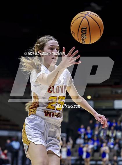 Thumbnail 2 in Clovis vs. Clovis West (CIF CS D1 Championship) photogallery.