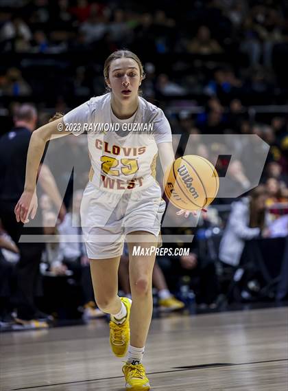 Thumbnail 3 in Clovis vs. Clovis West (CIF CS D1 Championship) photogallery.