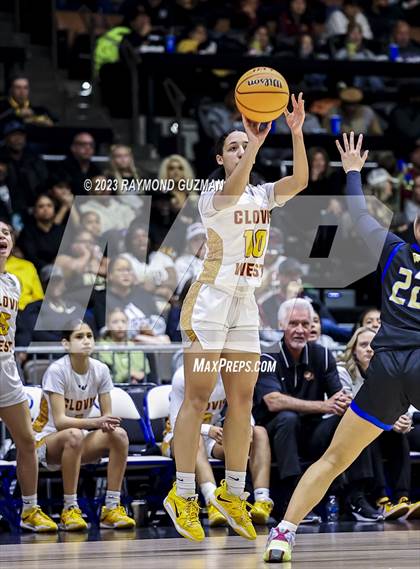 Thumbnail 1 in Clovis vs. Clovis West (CIF CS D1 Championship) photogallery.